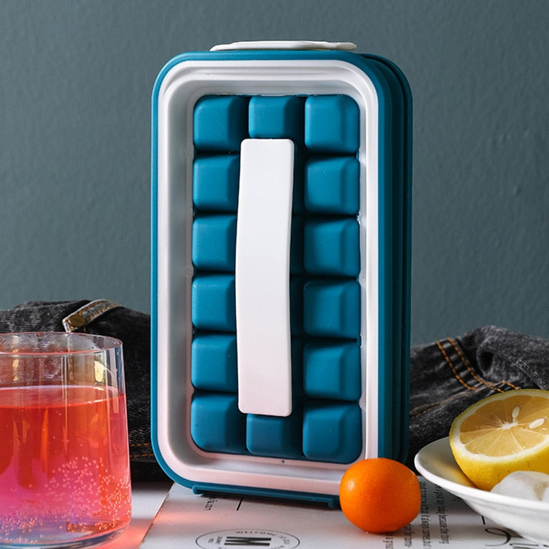 Ice cube maker