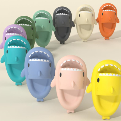 Shark slipper™